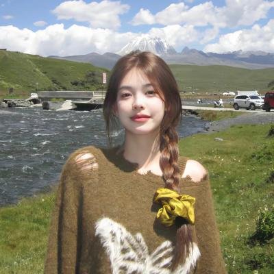 湖畔的女人们